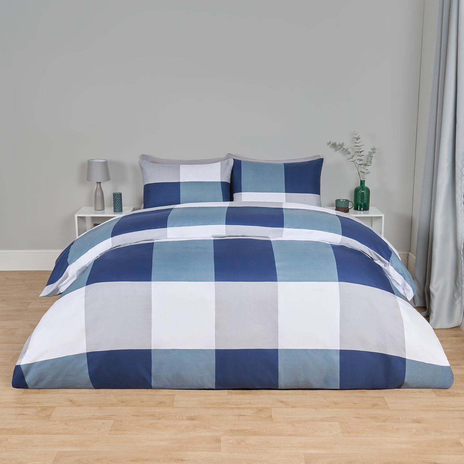 Gingham Check Reversible Duvet Set - Navy Blue King