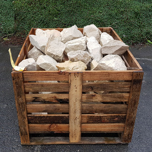 Cream Buff Cotswold Rockery 250mm Crate 1000kg