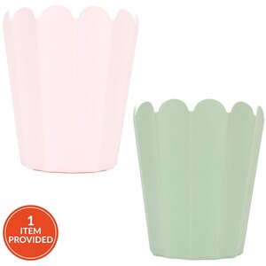 Scalloped Edge Bin