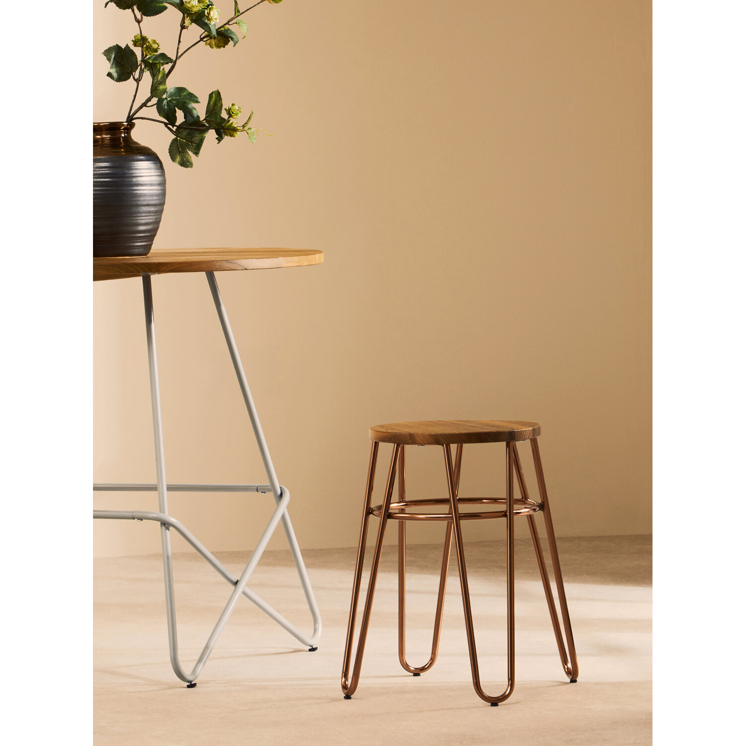 District Rose Gold Hairpin Stool - Natural