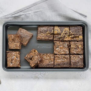 MasterClass Non-Stick Brownie Pan