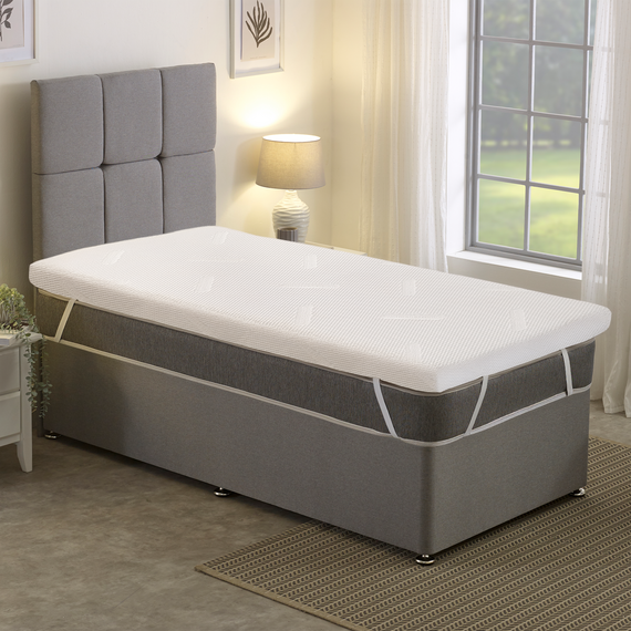 Warmer Extreme Memory Foam Mattress Topper with Zip Cover and Corner Straps