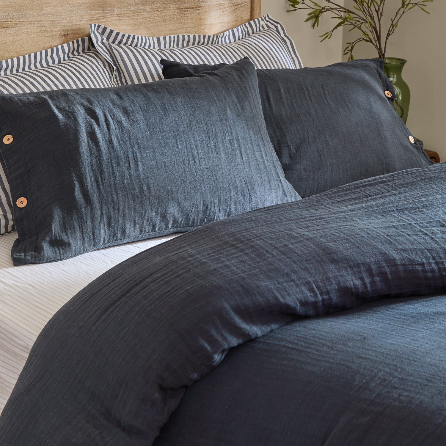 Lark Muslin Cotton Duvet Cover Set - Navy Single