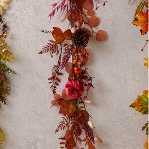 Autumnal Plum Garland