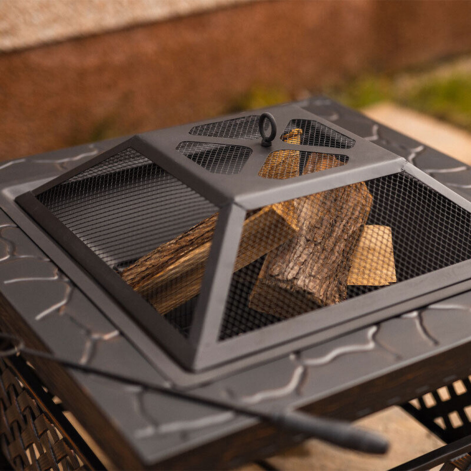 Garden Fire Pit and BBQ