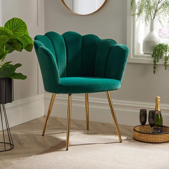 Scallop Compact Padded Accent Armchair with Metal Legs 
