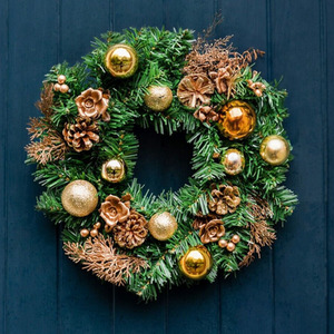 Christmas Door Wreath Gold with Pinecones