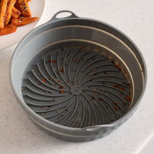KitchenCraft Collapsible Air-Fryer Liner, Round, Silicone, Non-Stick, 20 x 6cm