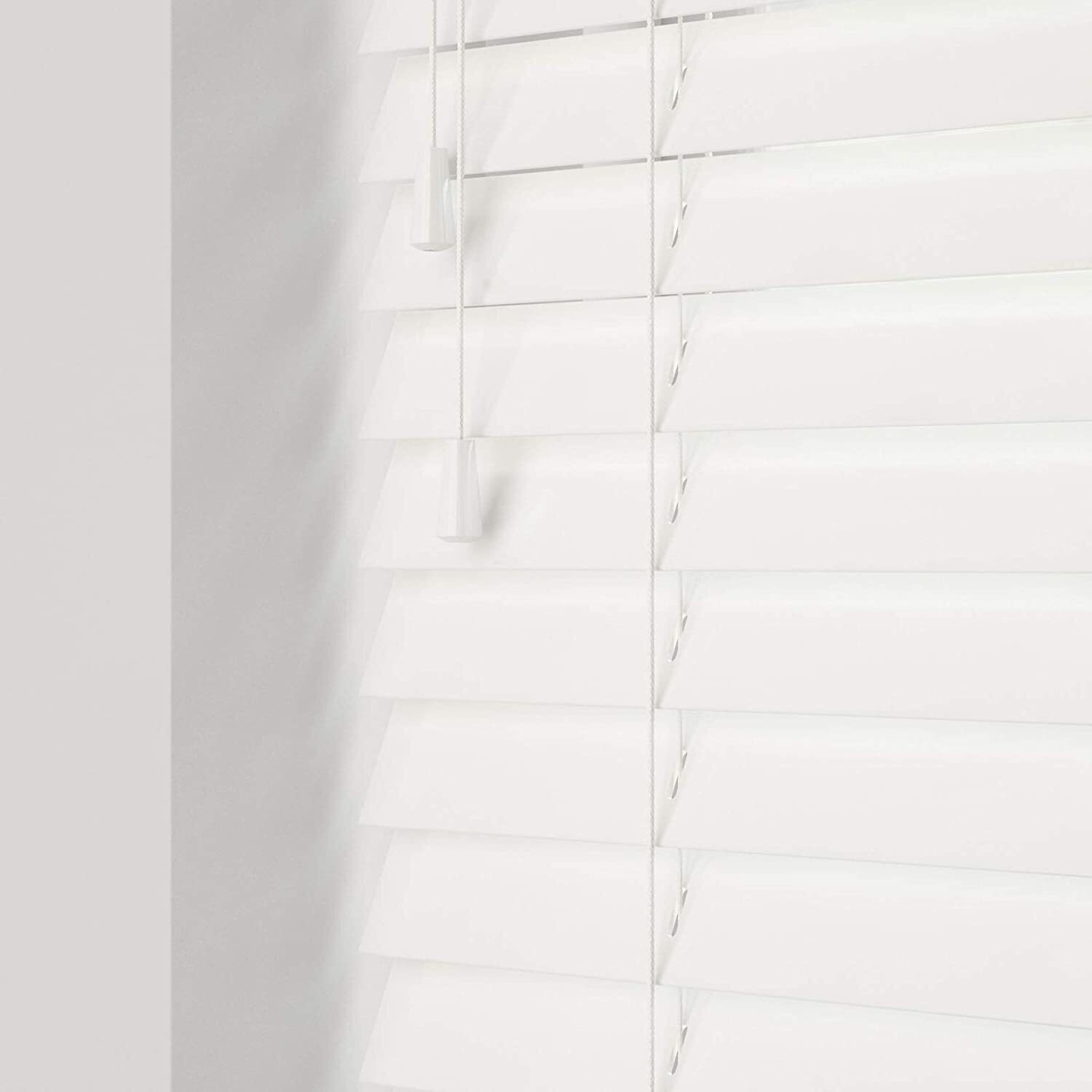 Wooden Venetian Blinds With Strings - Ultra White Gloss / 75