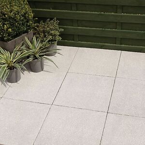 40 x Textured Slabs 450 x 450 mm Light Grey - Pack of 40 (8.1 m²)