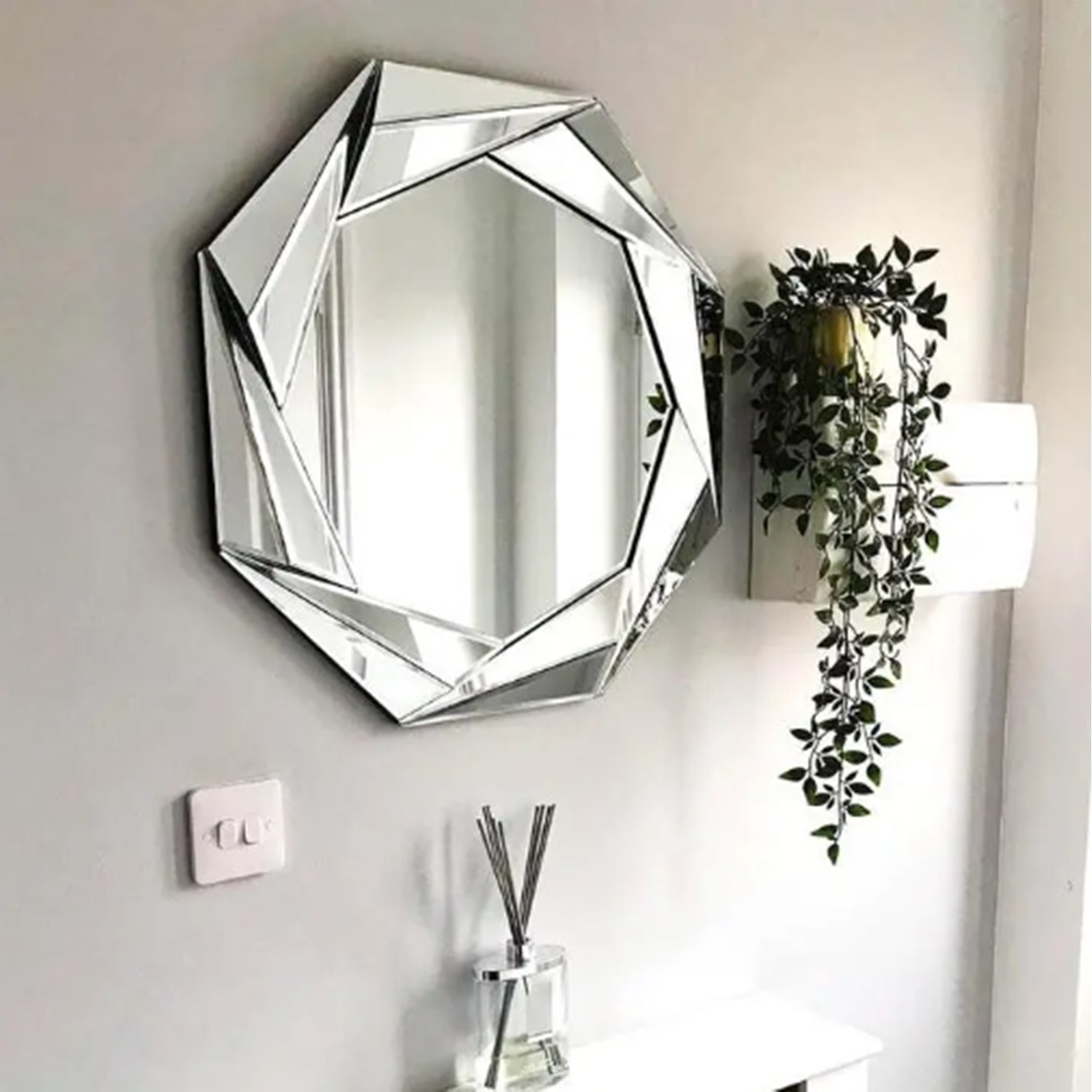 Image of Round Style Octagonal Wall Mirror Hanging&hellip;