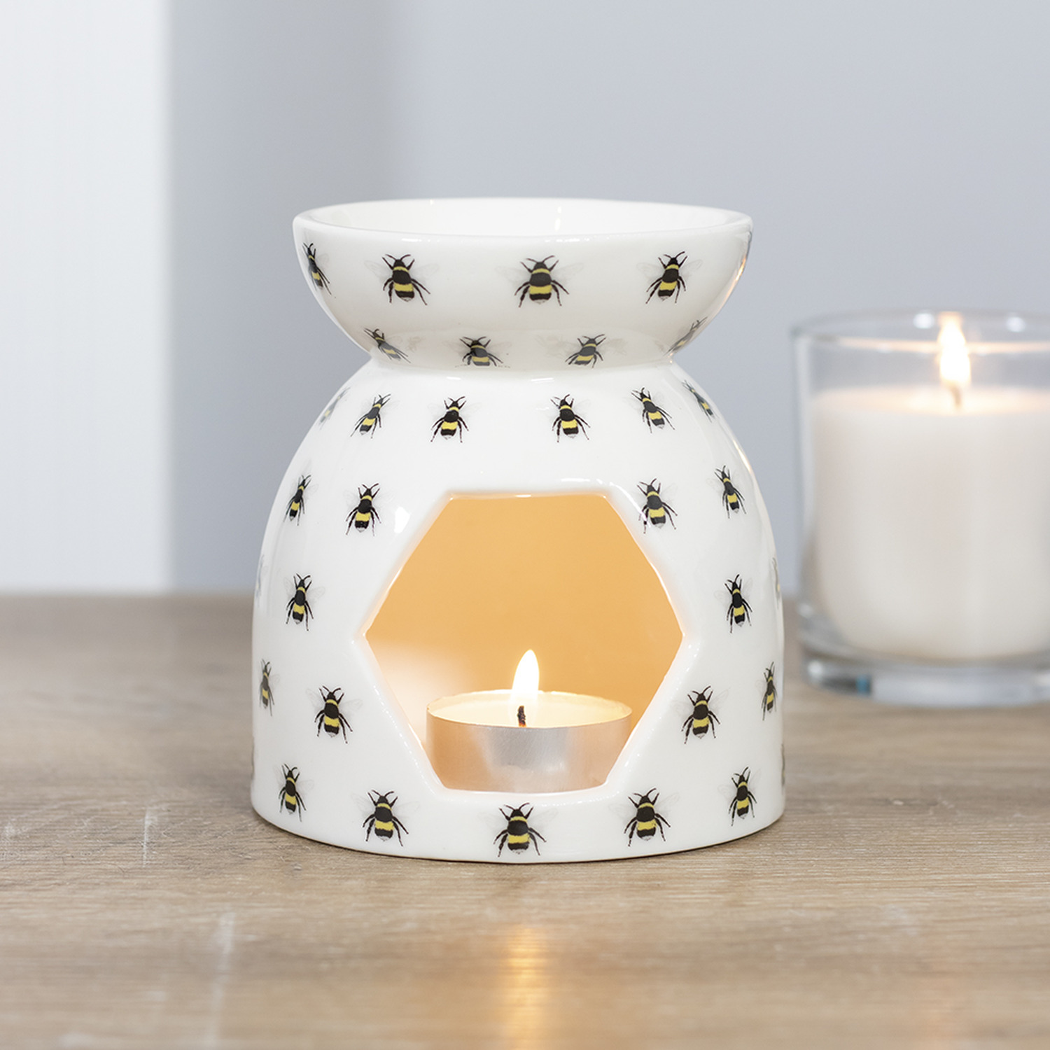 Bumble Bee Aromatherapy Oil and Wax Melt Burner - White