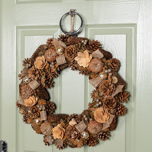 Christmas Gold Fest Wreath with Pinecones and Gold Berries