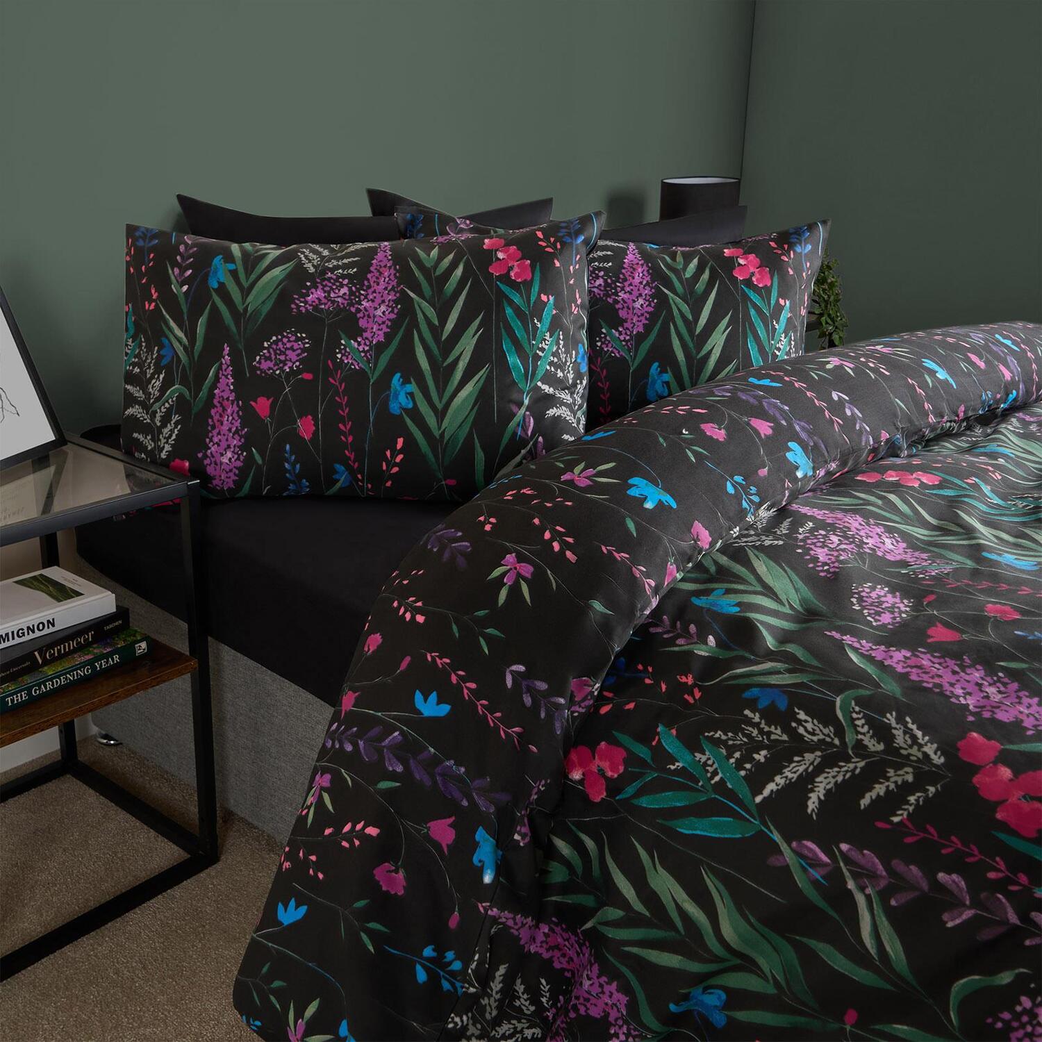 Botanical Floral Duvet Set - Black King