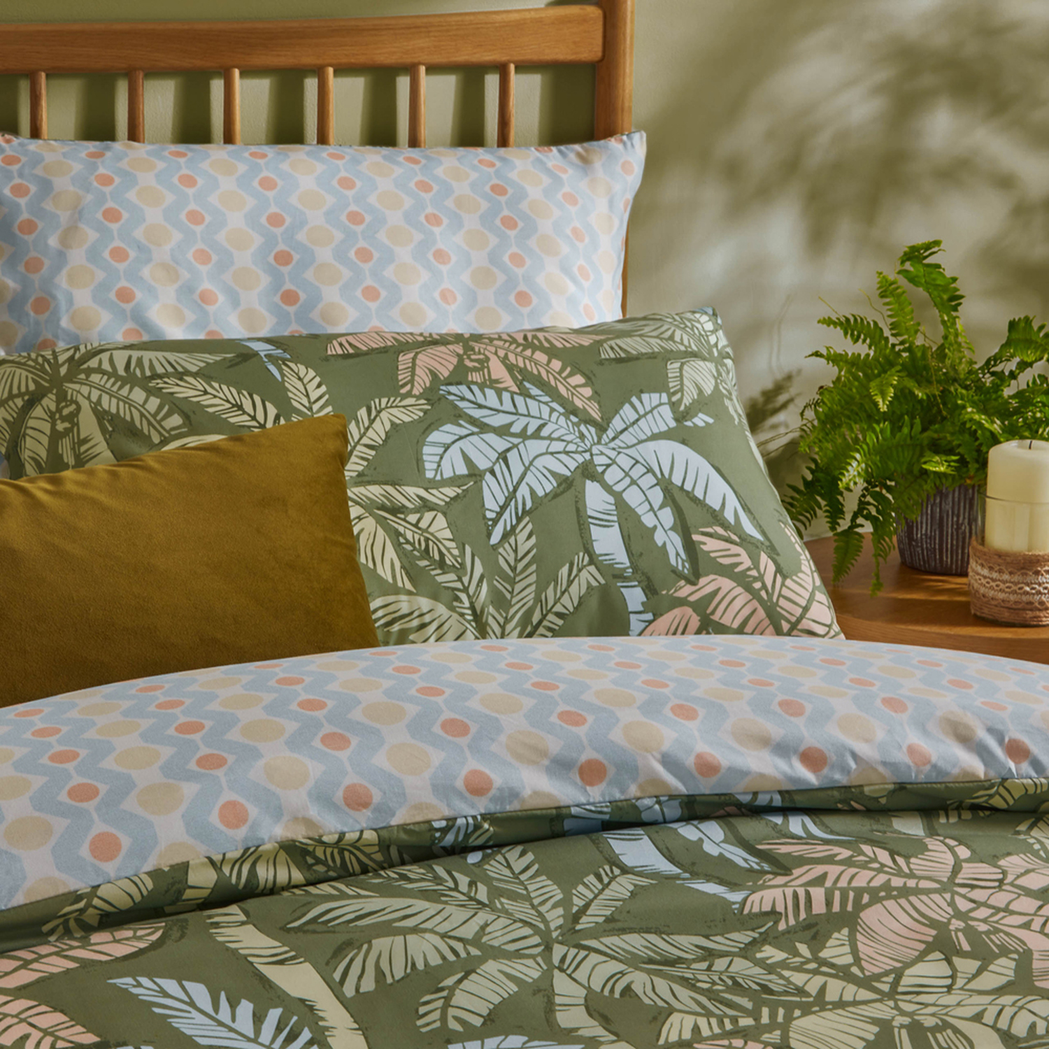 Kentia Printed Soft Touch Duvet Cover Set - Palm Green Single