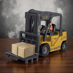 RED5 Remote-Control Forklift Truck 1:24 Scale With 11 Functions