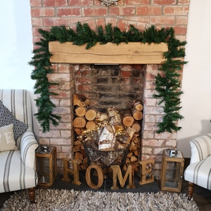 Kateson Fir Green Christmas Garland with 180 tips