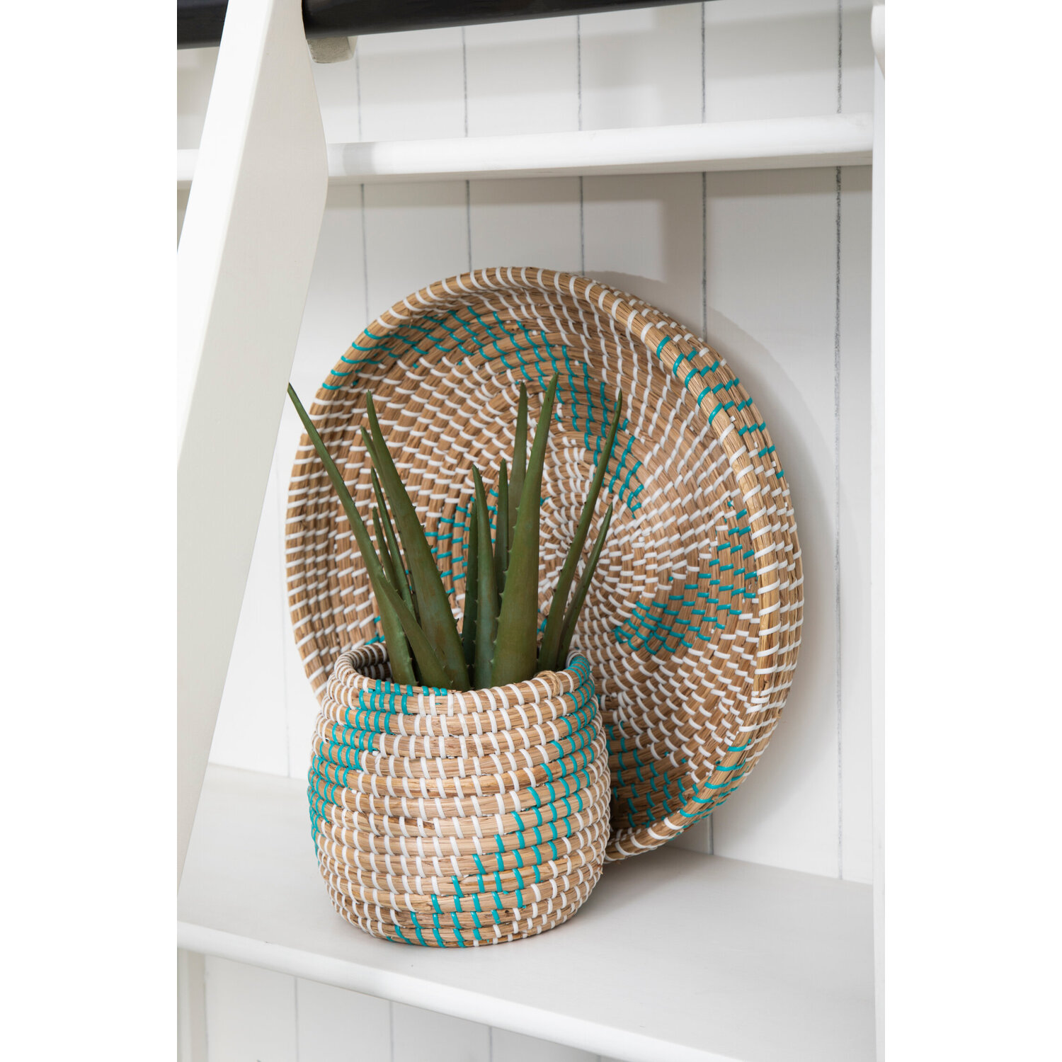 Interiors By Premier Bora Seagrass Planter - Green