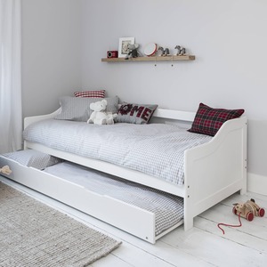 Hove Day Bed with Pull Out Trundle