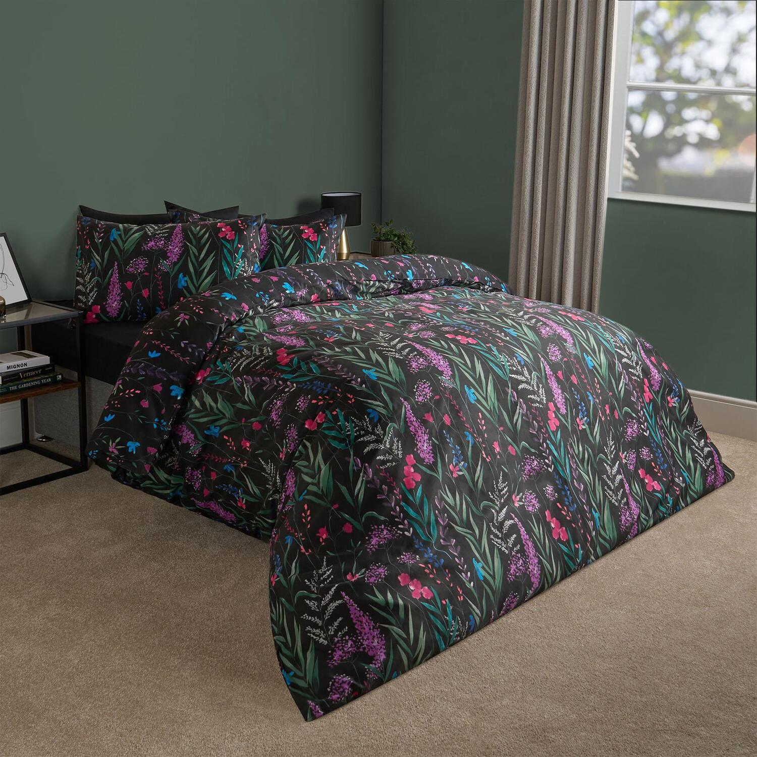 Botanical Floral Duvet Set - Black King