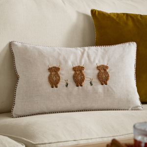 Ramble Highland Cow Tufted Cushion Cover