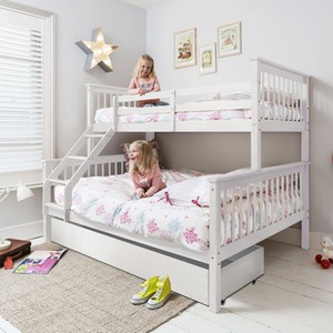 Hanna Triple Bunk Bed with Flo Pull Out Trundle
