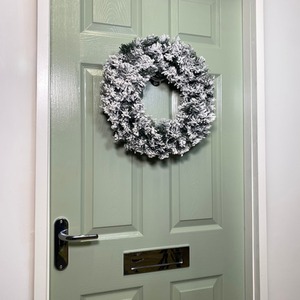 Premier Flocked Woodcote Pine Flocked Wreath