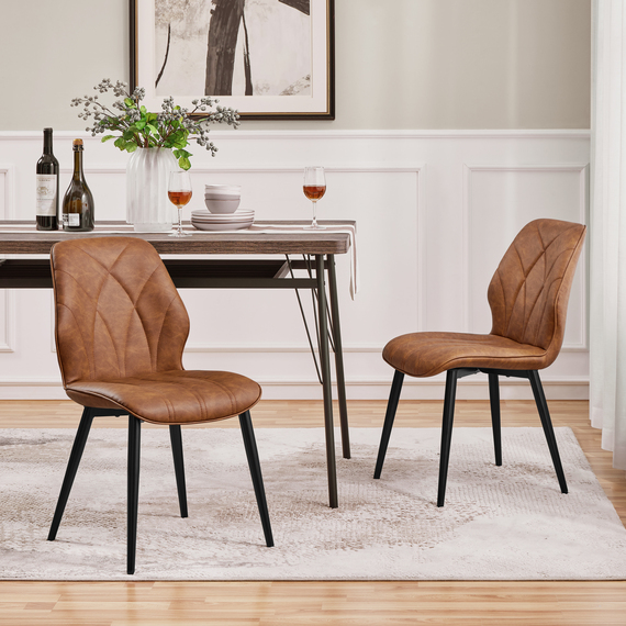 Set of 2 Dining Chairs with Petal Accented Backrest
