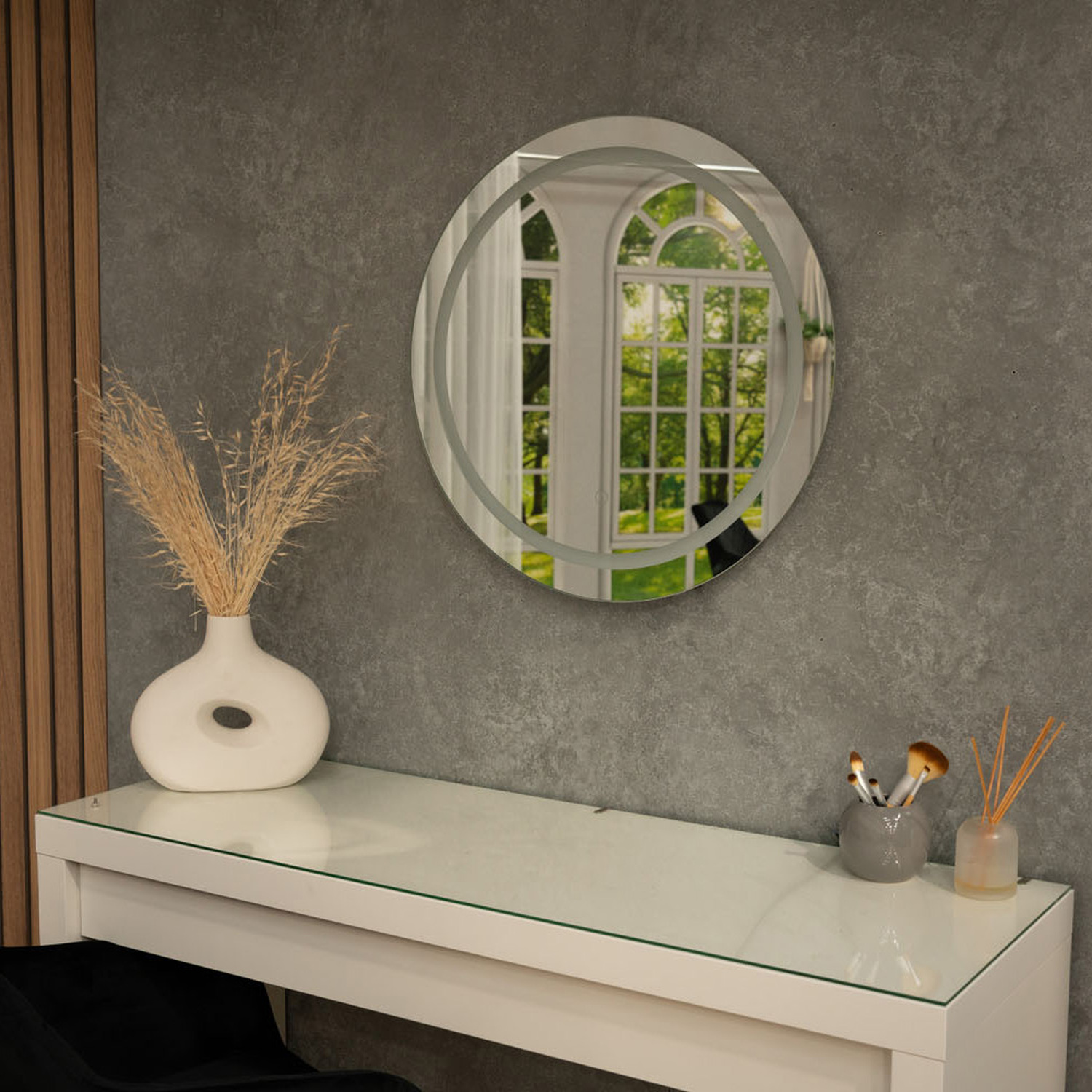 Ip44 Round Bathroom Mirror Integrated Led Lights Touch Control And Demister Pad - Silver