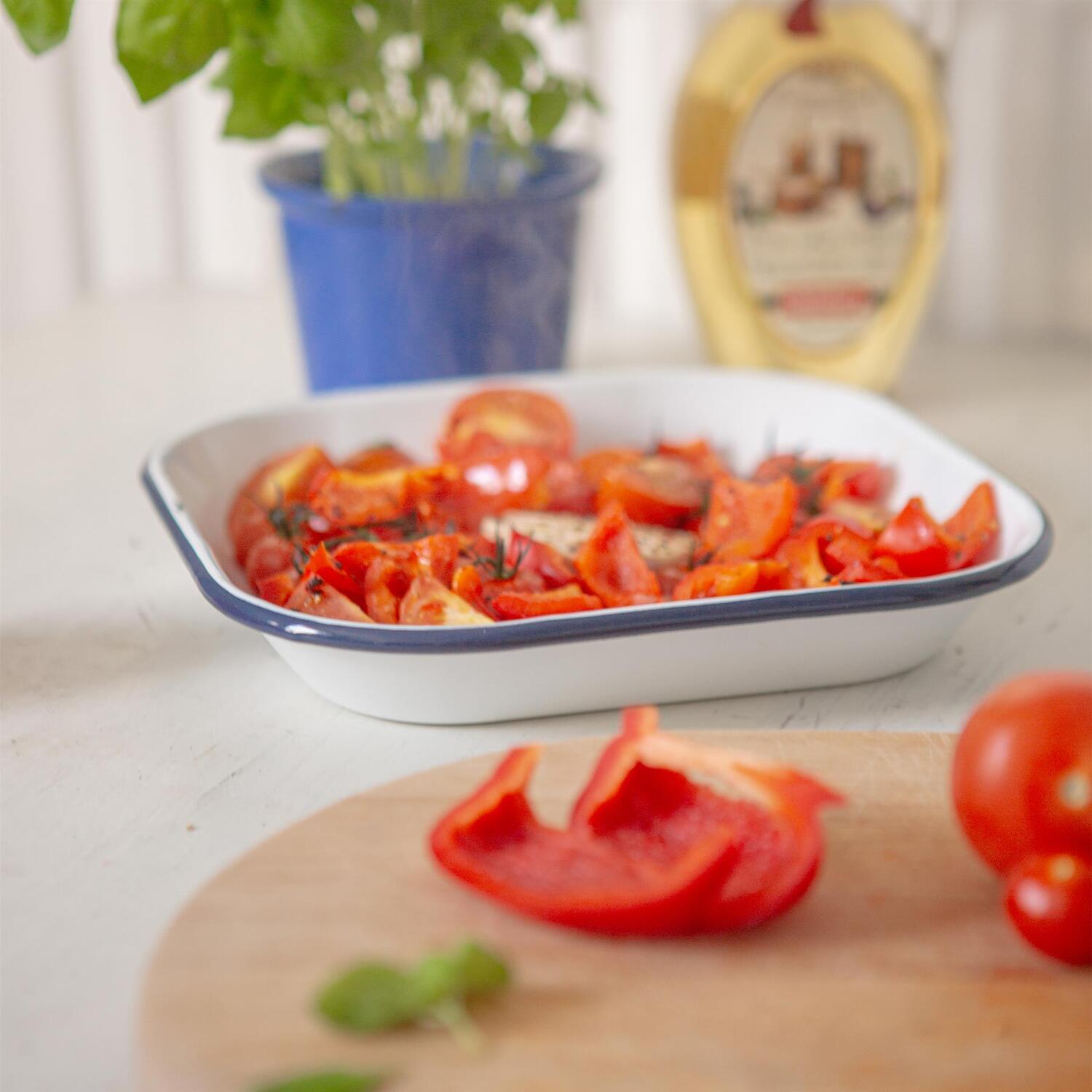 Image of White Square Enamel Baking Tray -&hellip;