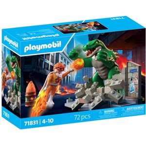 Hero Battle Against Giant Lizard