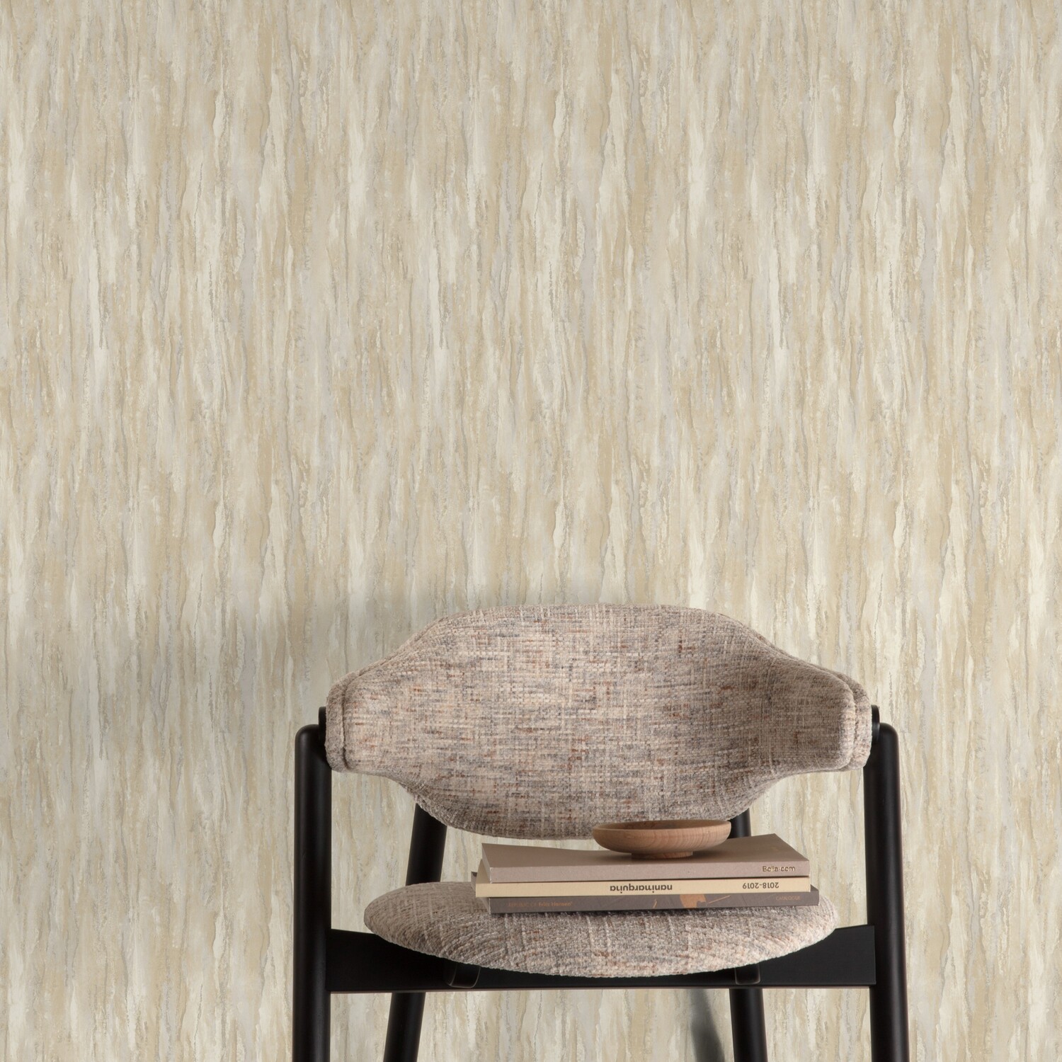 Grandeco - Meteora Wallpaper - Cream - Marbled Pattern - Image 3