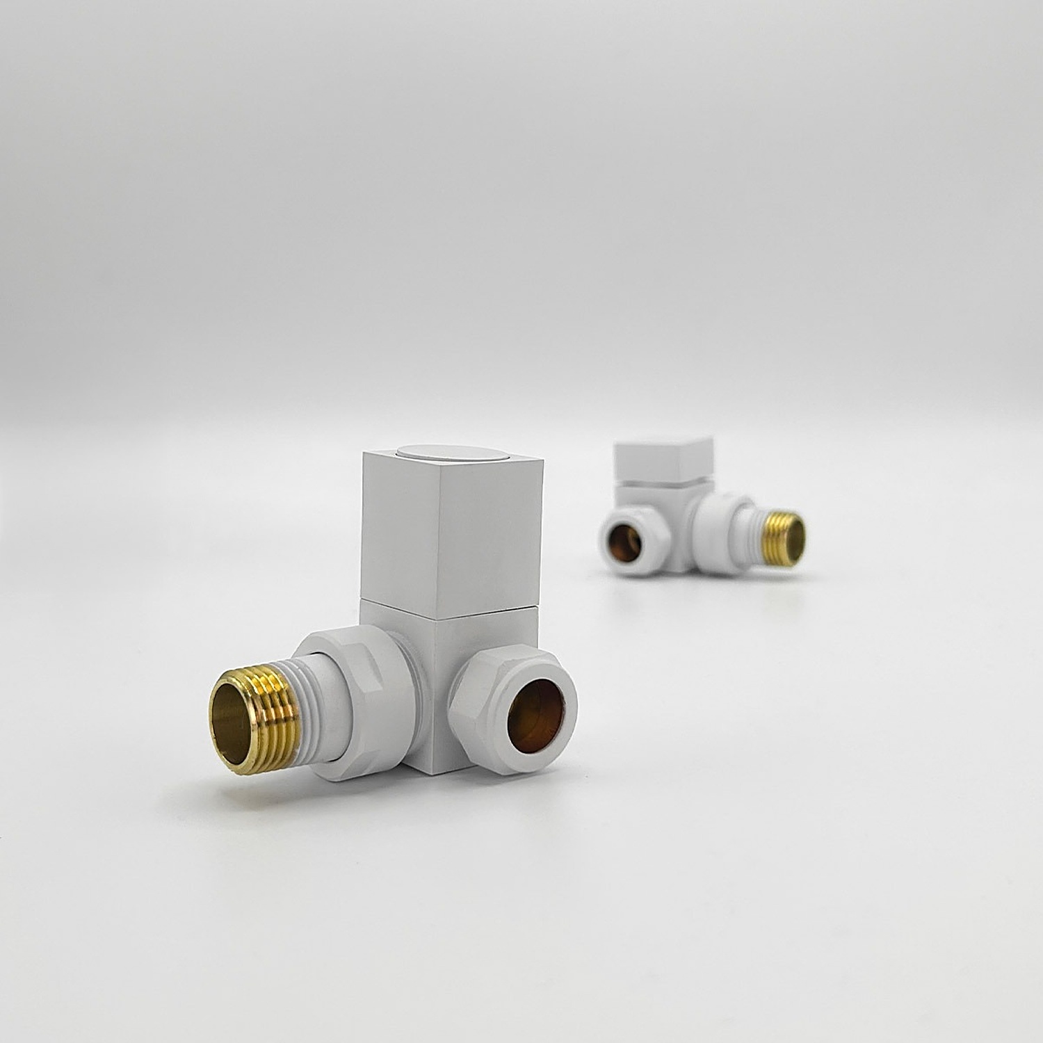 B&Q -  Corner White Manual Square Radiator Valve Set - Image 2