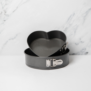 2pc Non-Stick Cake Pan Set 25cm Round Pan  Heart-Shaped Pan