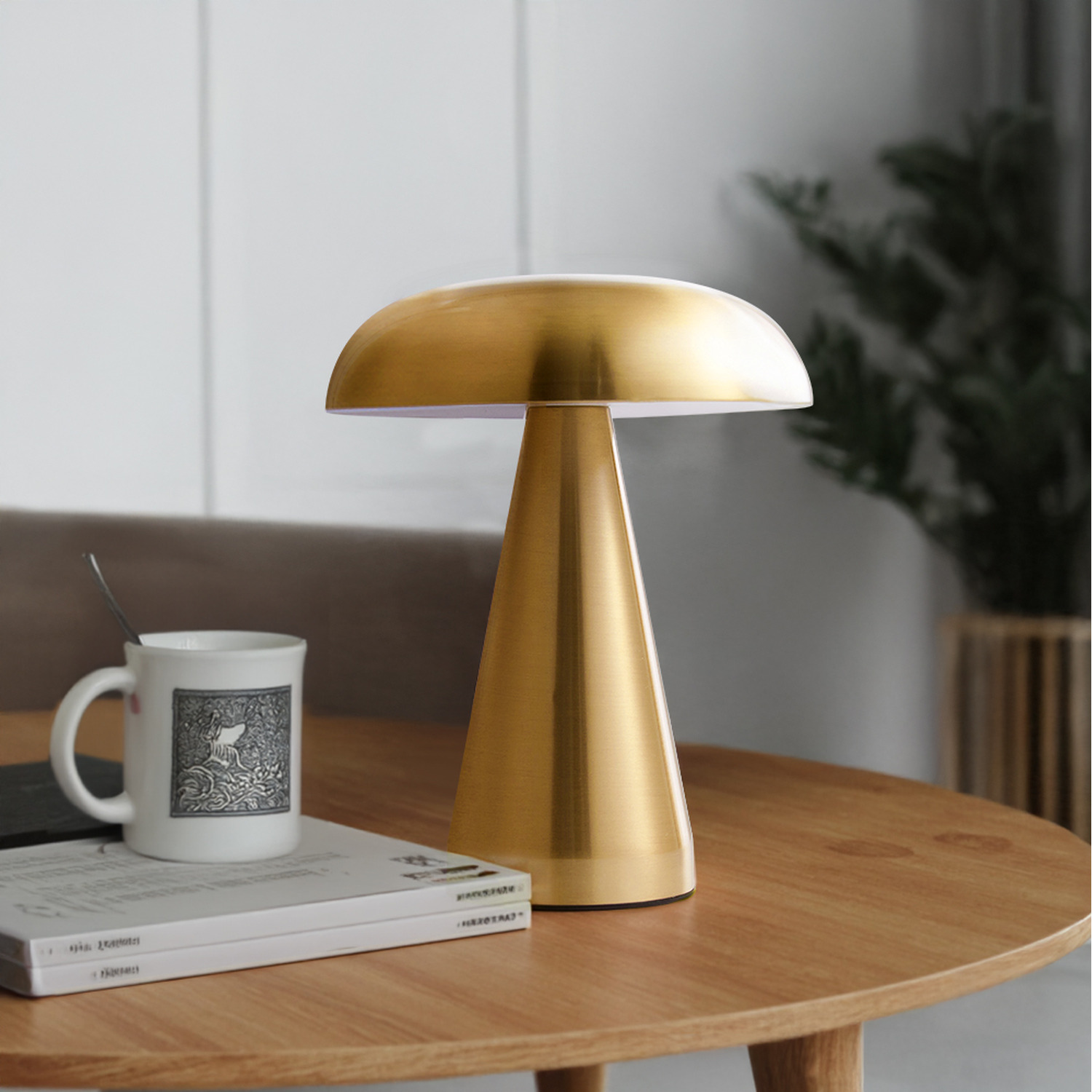 Small Mushroom-Shaped Tri-Color LED Table Lamp - Gold