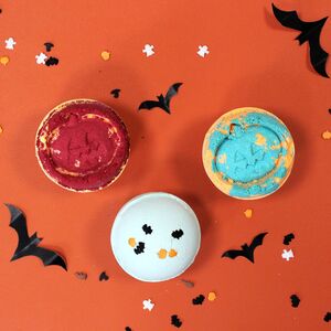Handmade Aniseed Halloween Bath Bomb 180g