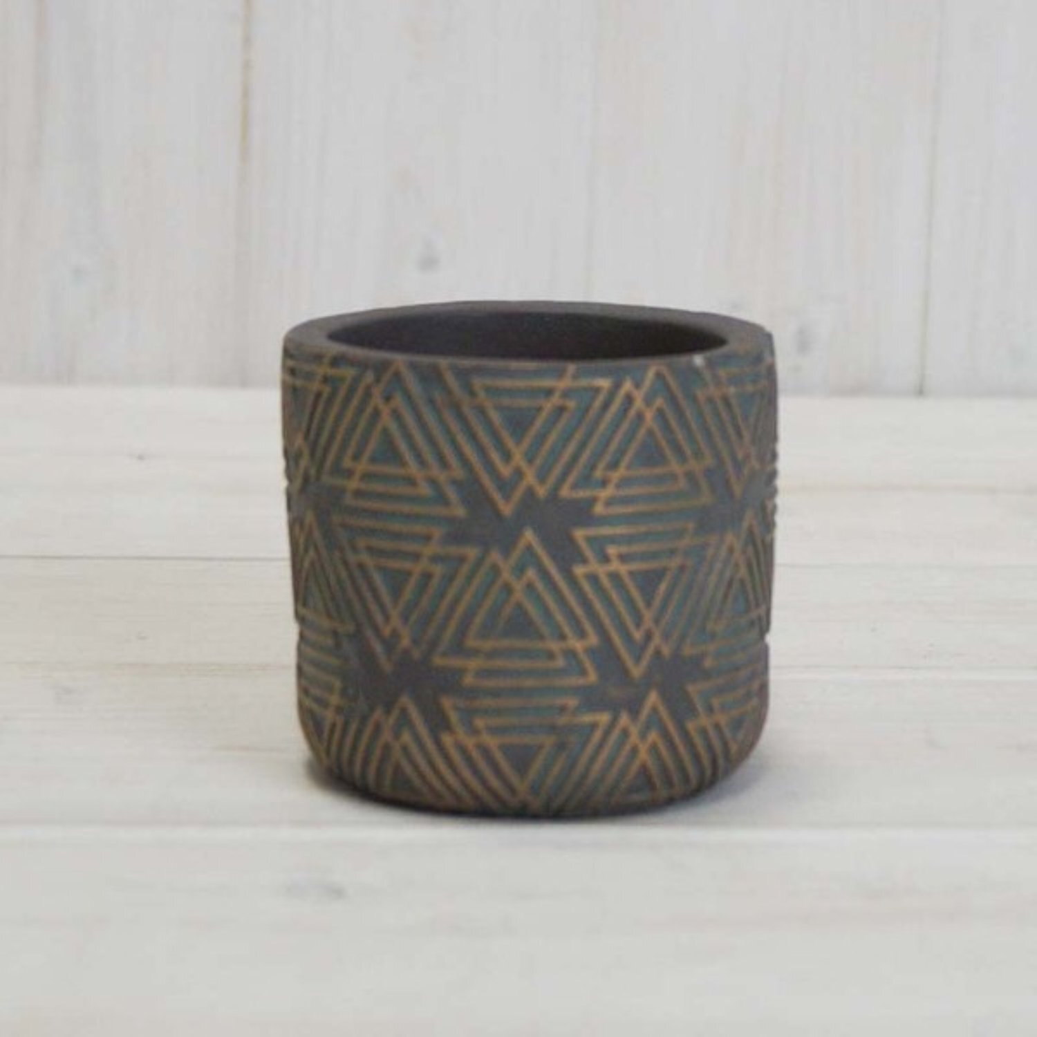 Kdmd Unisex Grey /Gold Cement Triangle Grid Pot In - Image 2