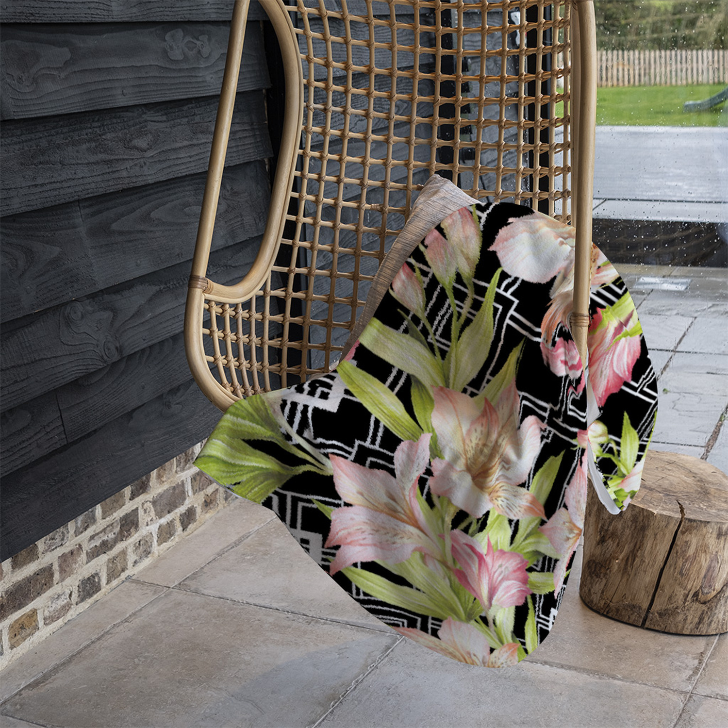 Bright Plants On Geometric Blanket - Green