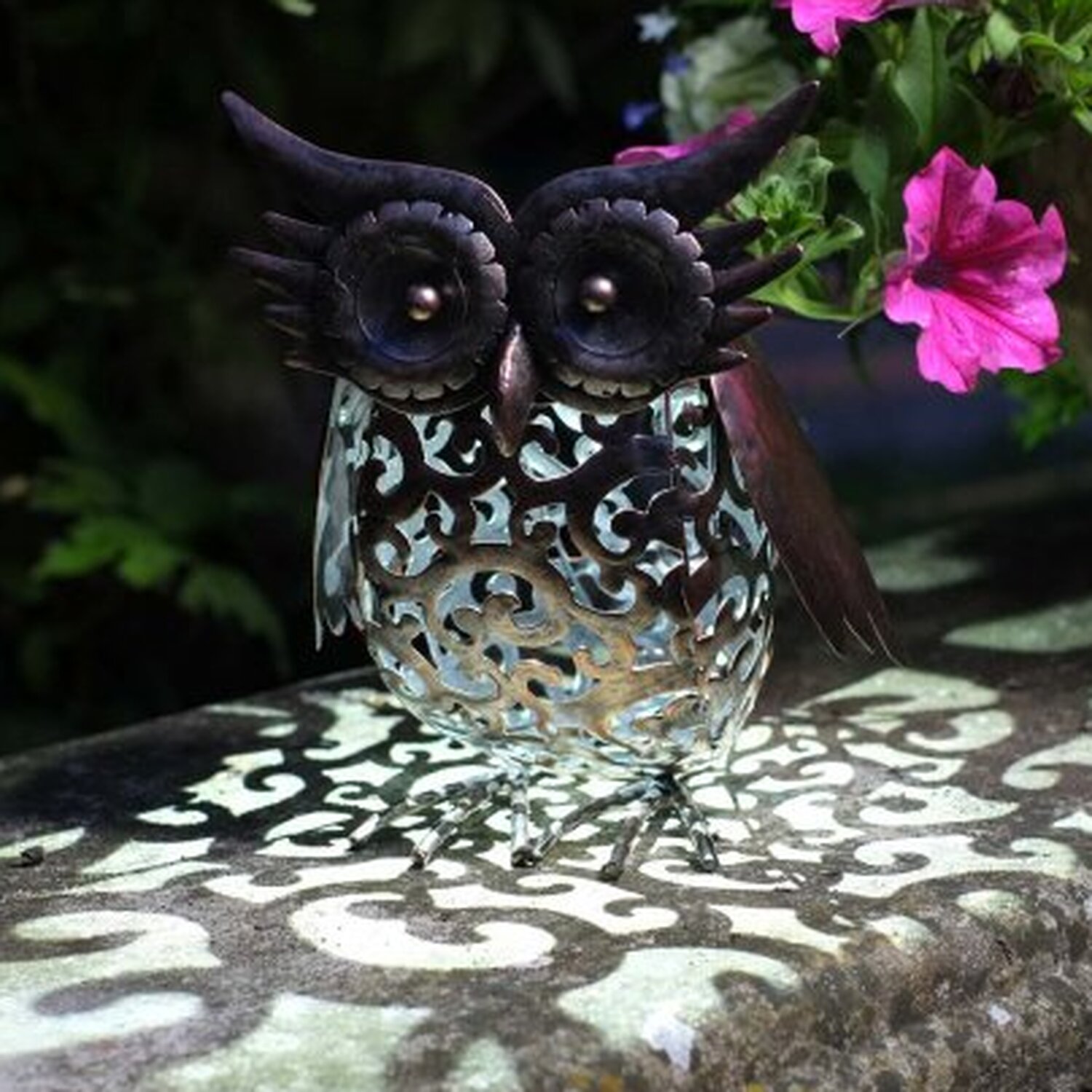 Image of Owl Solar Light Ornament - Bronze