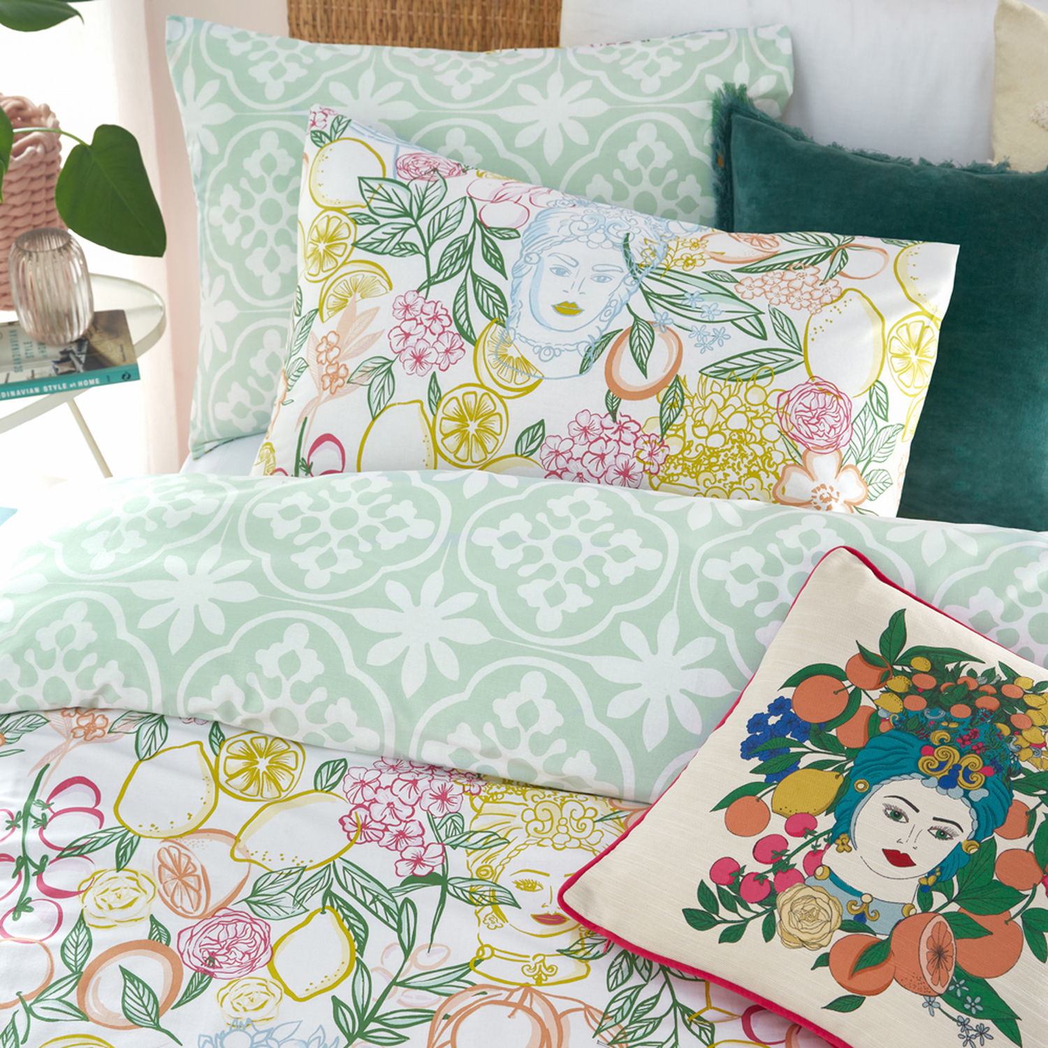 Taormina Floral Duvet Cover Set - Multicolour King