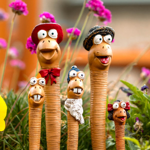 5pc Garden Worms Ornaments