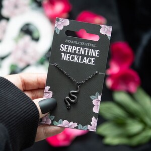 Elegant Snake Pendant Necklace In Stainless Steel