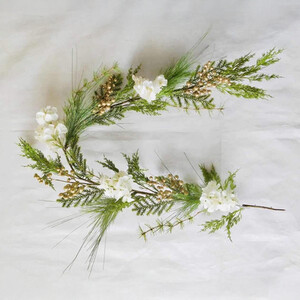 Christmas Golden Berries Garland