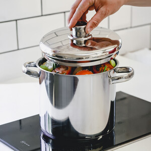 MasterClass Stainless Steel 5.5 Litre Stockpot