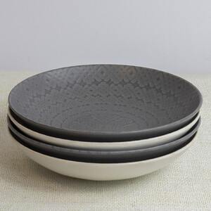 KitchenCraft Pasta Bowls in Gift Box, Lead-Free Glazed Stoneware - Embossed Grey