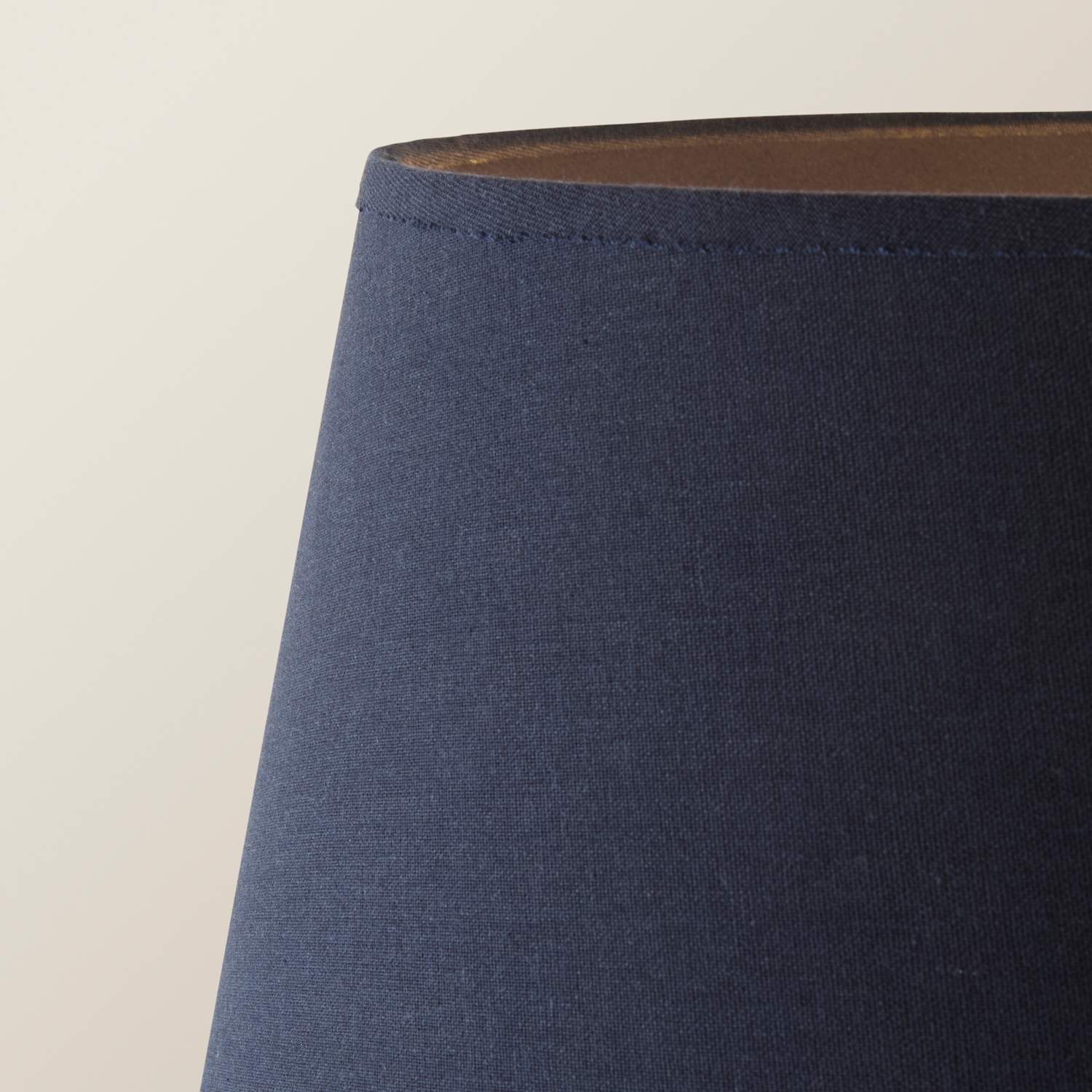 ValueLights Morrigan Cream Scallop Floor Lamp Scallop Shade & Bulb in Navy - Image 3