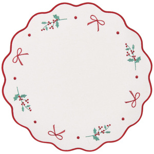 Pack of 2 Scalloped Edge Embroidered Placemats