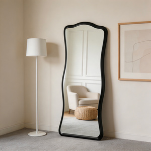 Wiggle Lean To Mirror