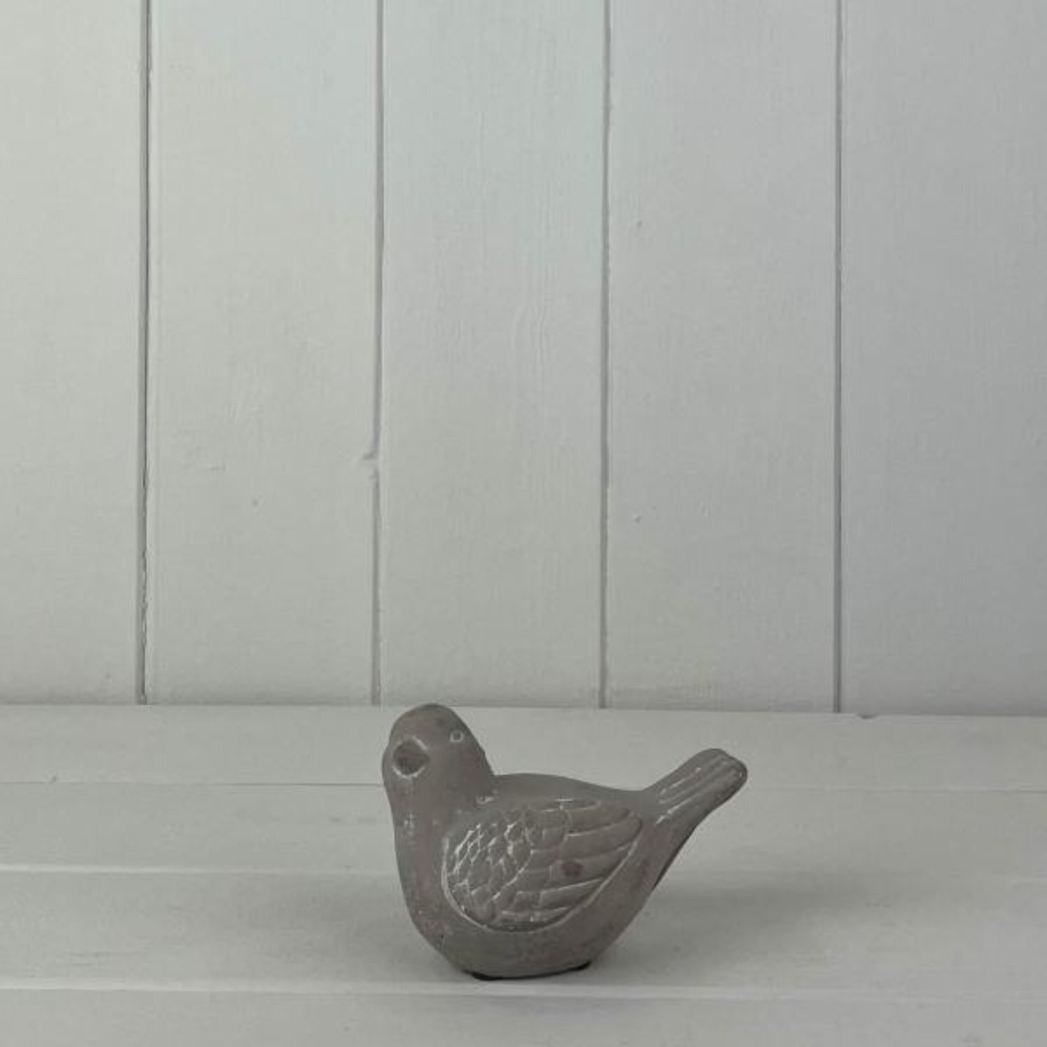 Kdmd Contemporary Grey Concrete Bird Decoration - Grey