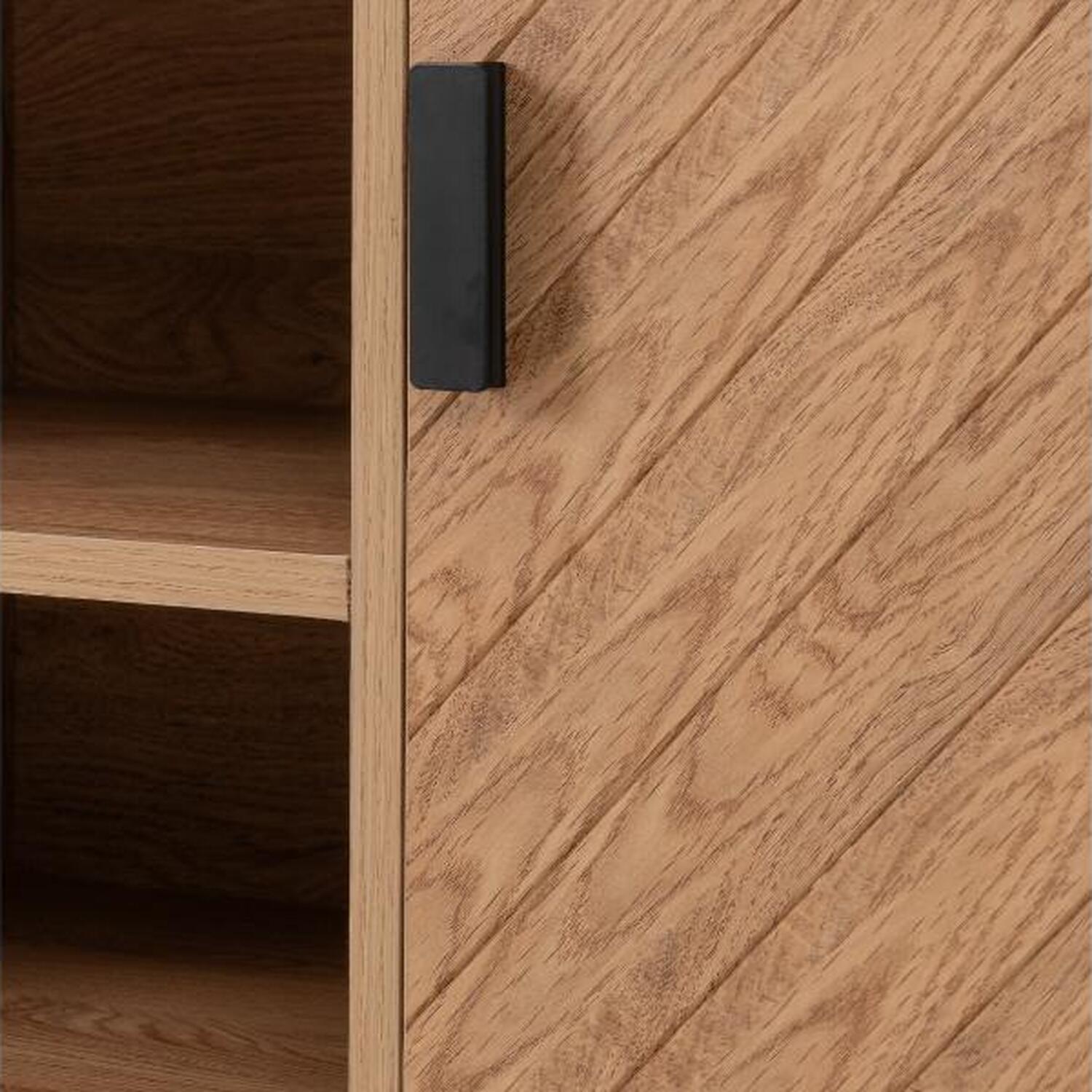Leon 2 Door Tv Unit - Medium Oak